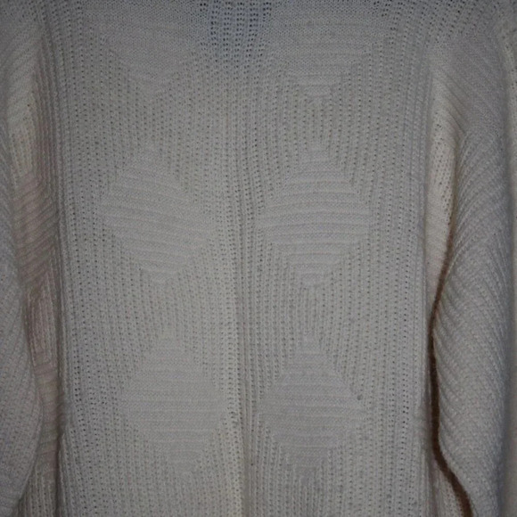 Cuddle Knit Made in the USA V-Neck Sweater Women's Small Modest Vintage - Picture 14 of 14